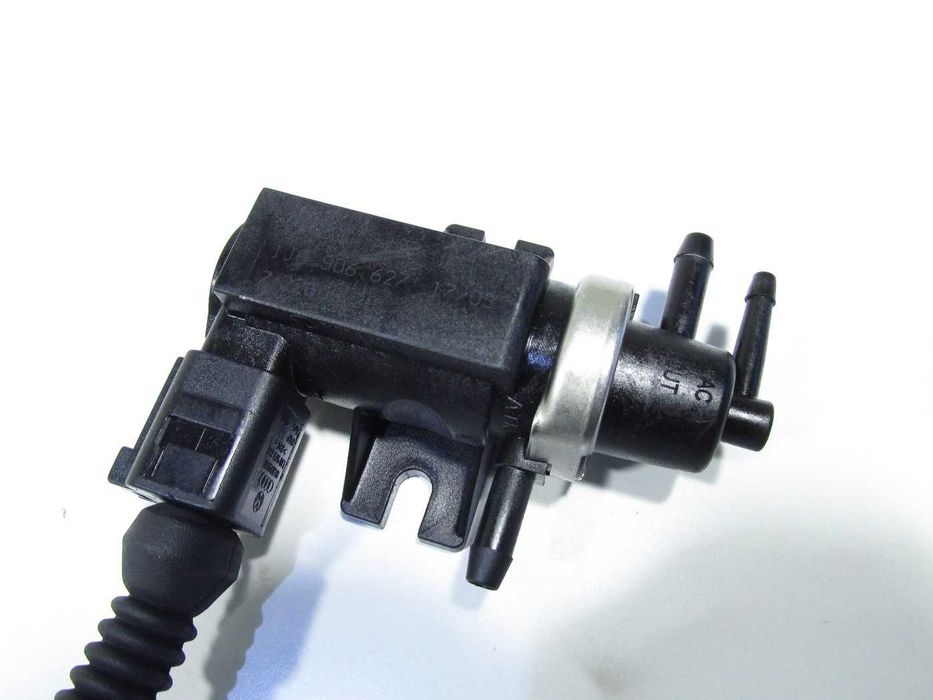 Zaworek elektrozawór N75 audi a4 b6 vw passat b5 audi a4 1.9 tdi AVF