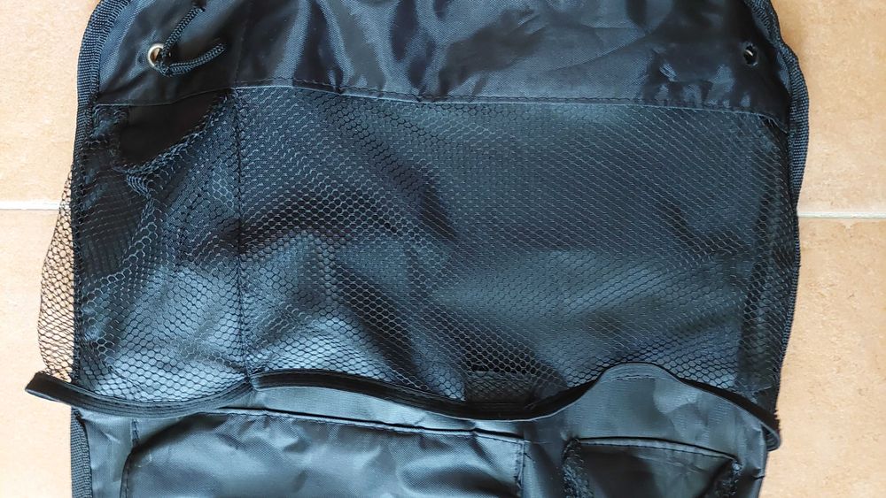 Sistema de arrumação para banco automovel