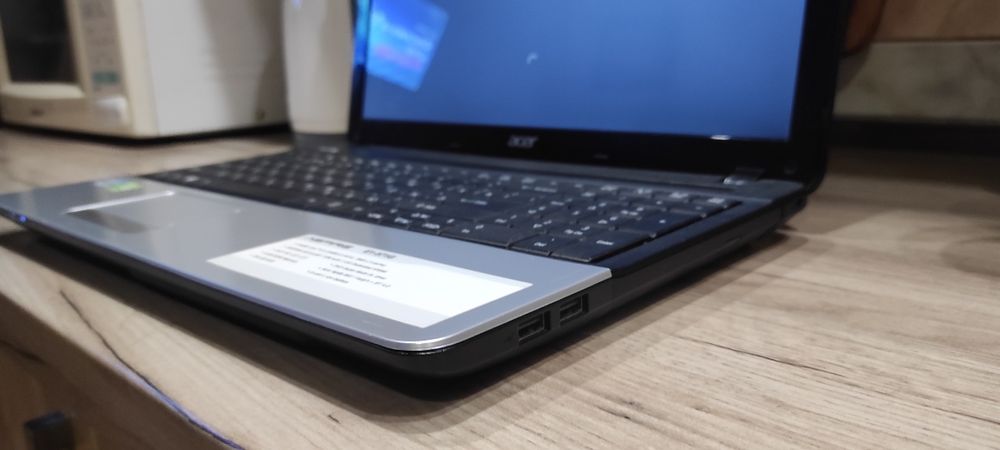 Продам ноутбук Acer Е1-571g 710 Nvidia як новий