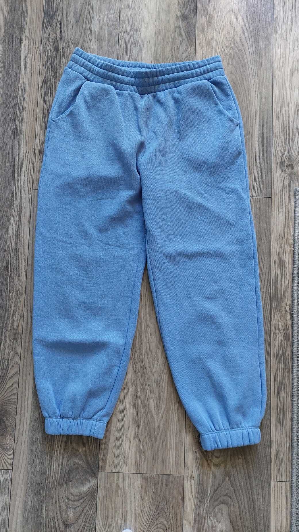 Reserved spodnie dresowe niebieskie L