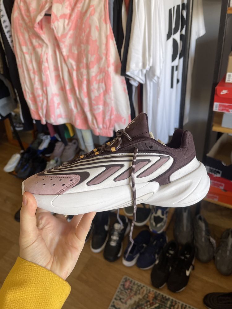 Adidas Ozelia 37.5