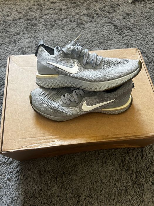 Ténis Nike react tamanho 36