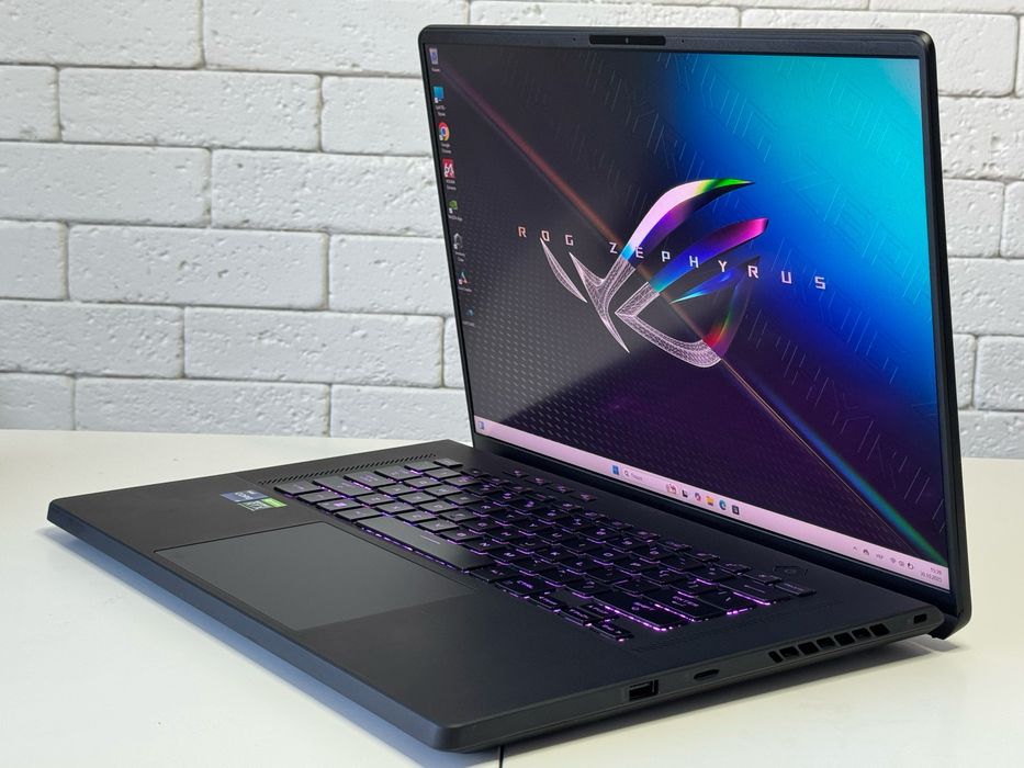 Asus Rog Zephyrus M16/2K/165Hz/i9-12900H/24GB DDR5/1TB SSD/RTX 3070Ti