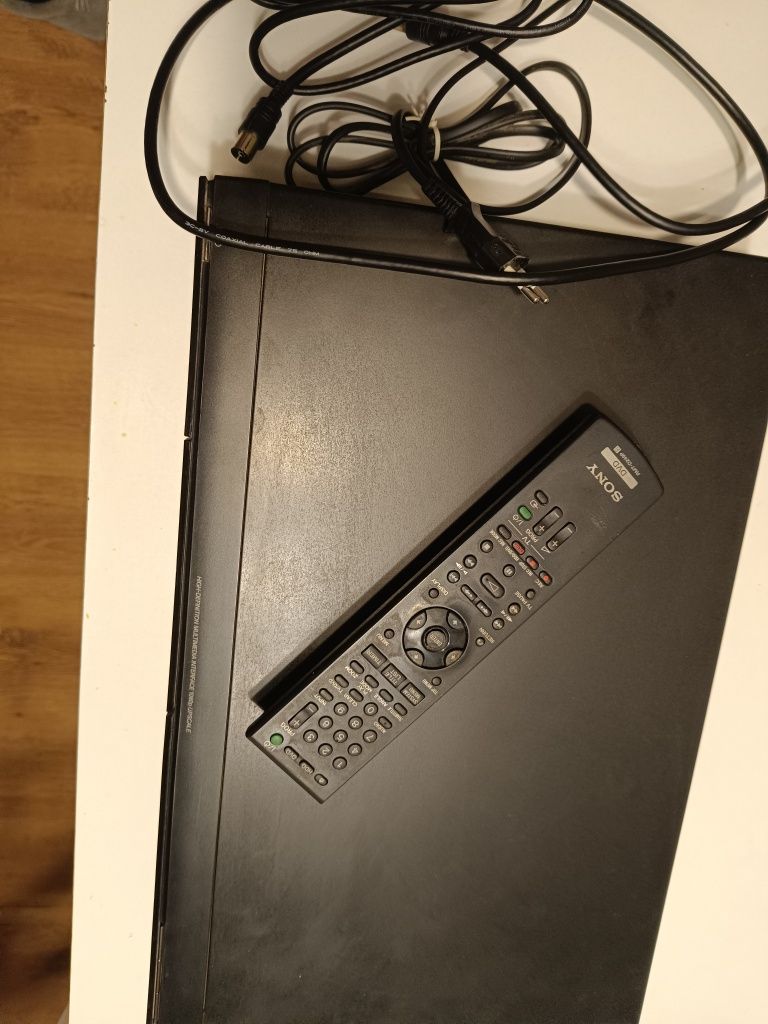 Nagrywarka DVD Sony RDR-AT100