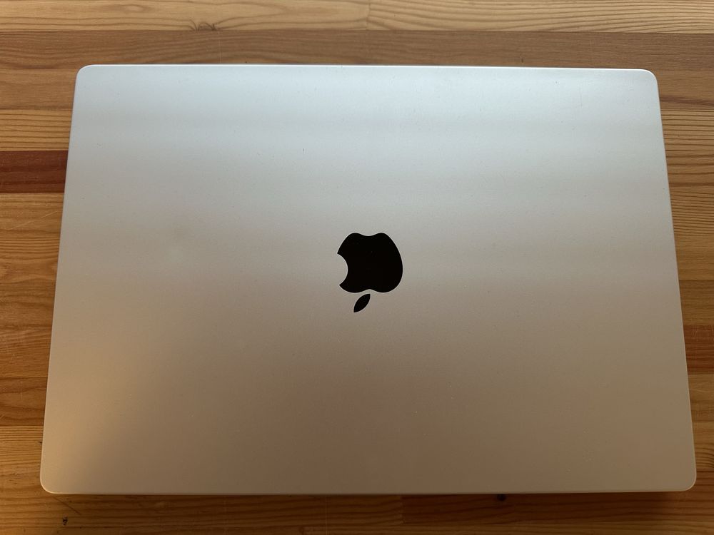 Laptop Apple MacBook Pro 16 A2485 M1 Max 64gb 1tb ssd A+ fv23