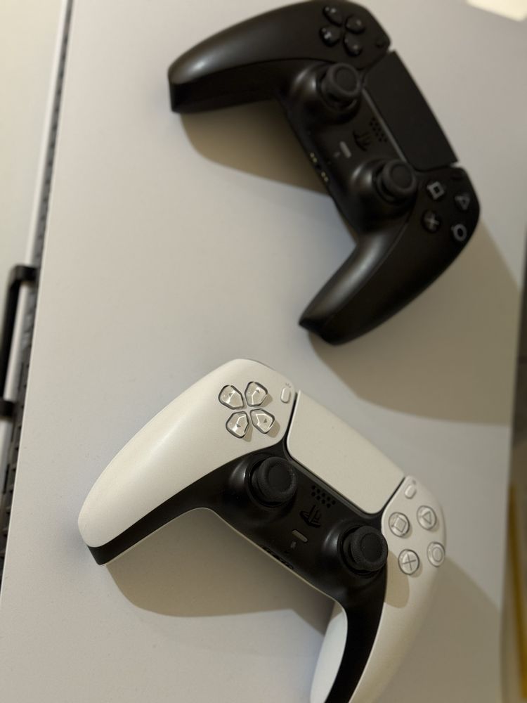 Ігрова приставка PS5 PlayStation 5 з приводом