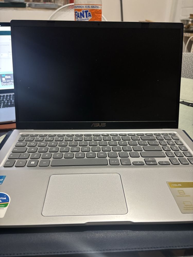 Notebook Asus Vivobook 15 Intel Core i3 8GB RAM 256GB SSD