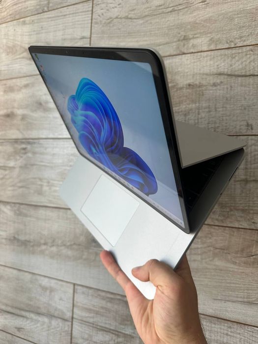 Surface Laptop Studio 3050ti touchscreen oled