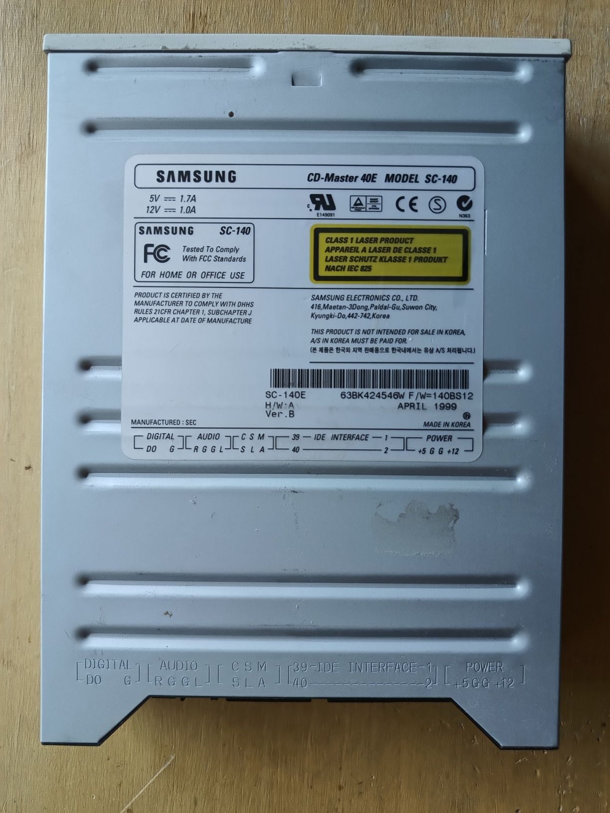 Привод компакт-дисков Samsung CD-ROM