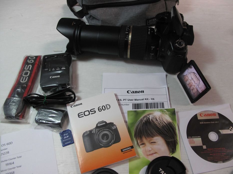Canon 60D + 18-270 VC (Estabilizador) Tamron 19 mil Disp-Ver descrição