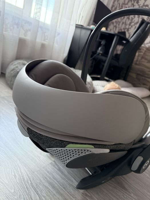 Cybex cloud t i-size