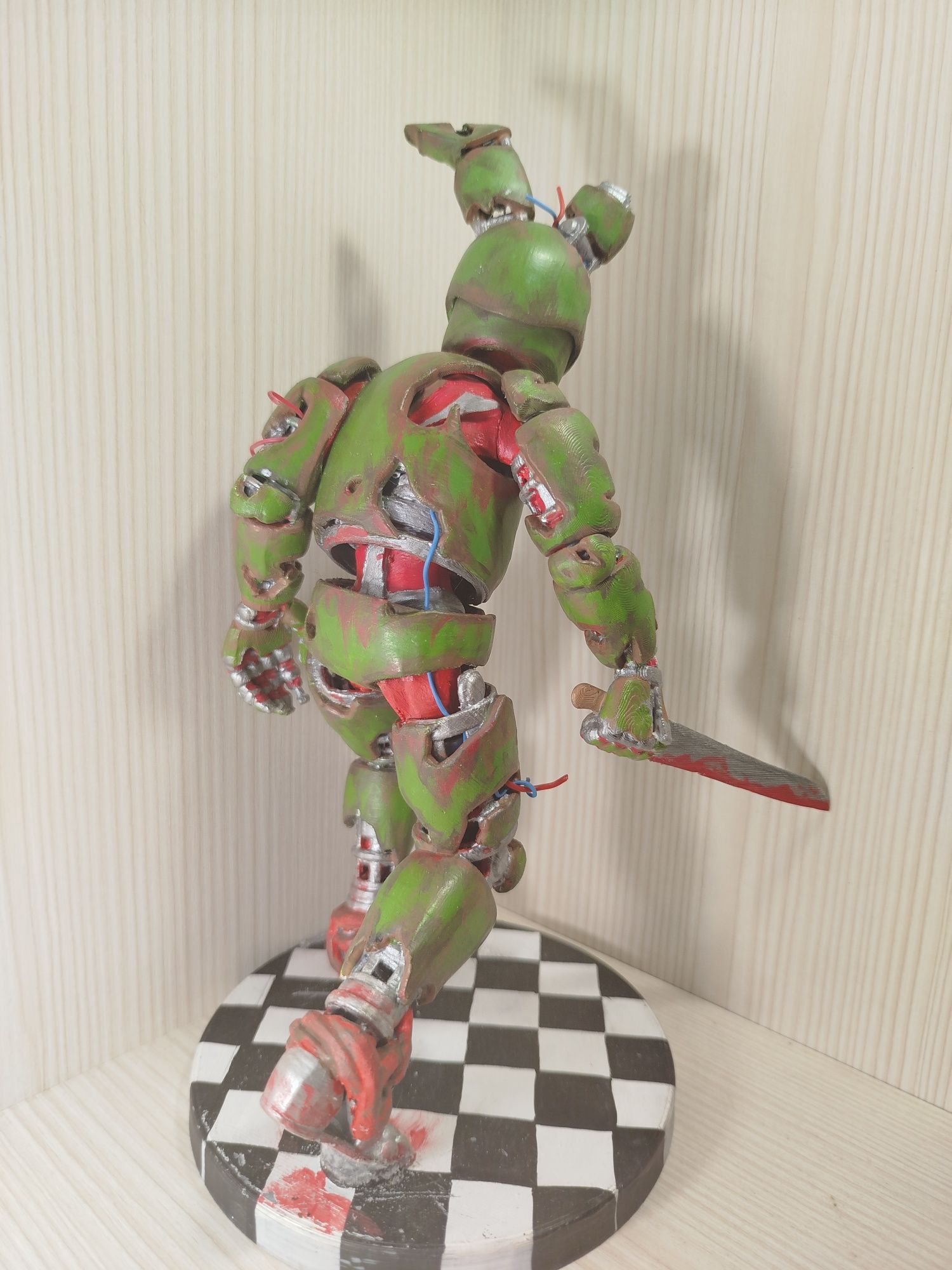 Фигурка Спрингтрап из FNAF