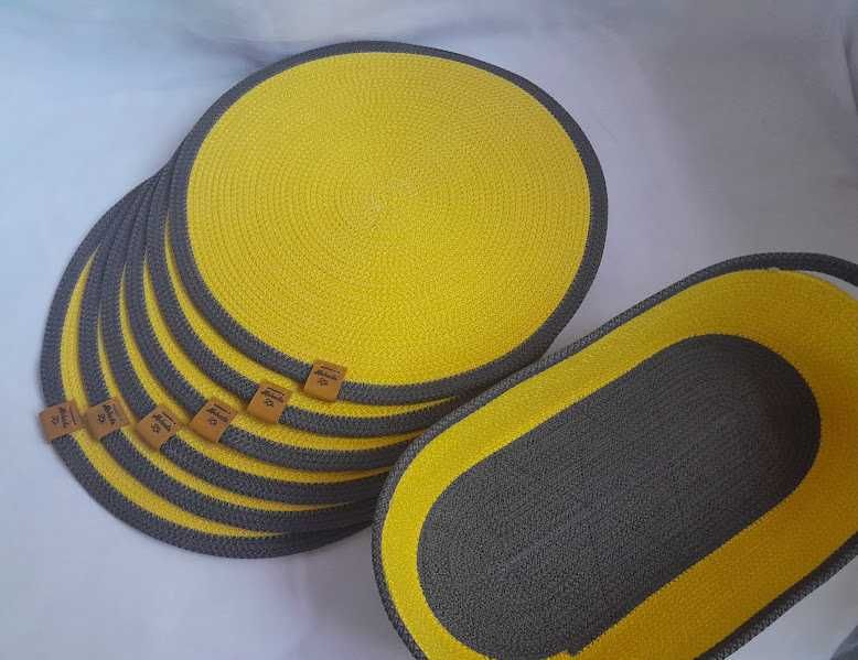Набір Кошик і 4 штуки Килимки турбота для столу Діаметр 30 см Placemat