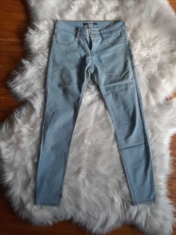 Spodnie jeansowe jasne, rozmiar 36 PULL&BEAR