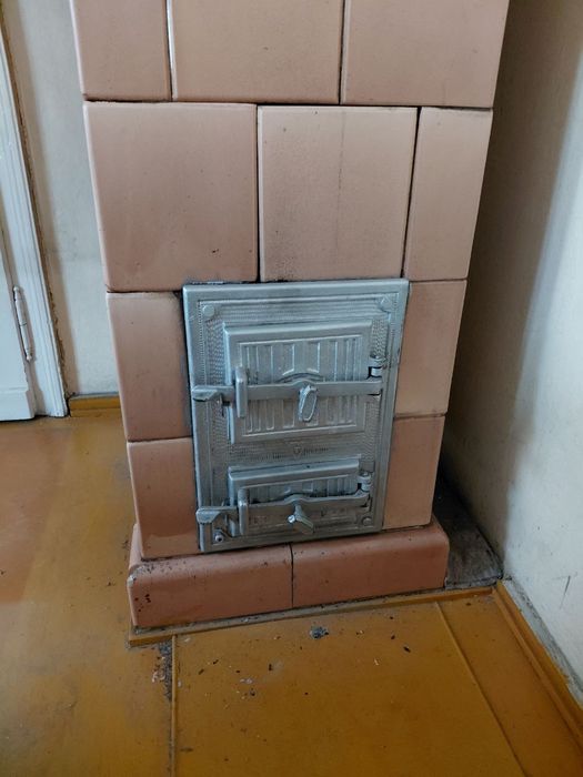 Piec kaflowy sprzedam