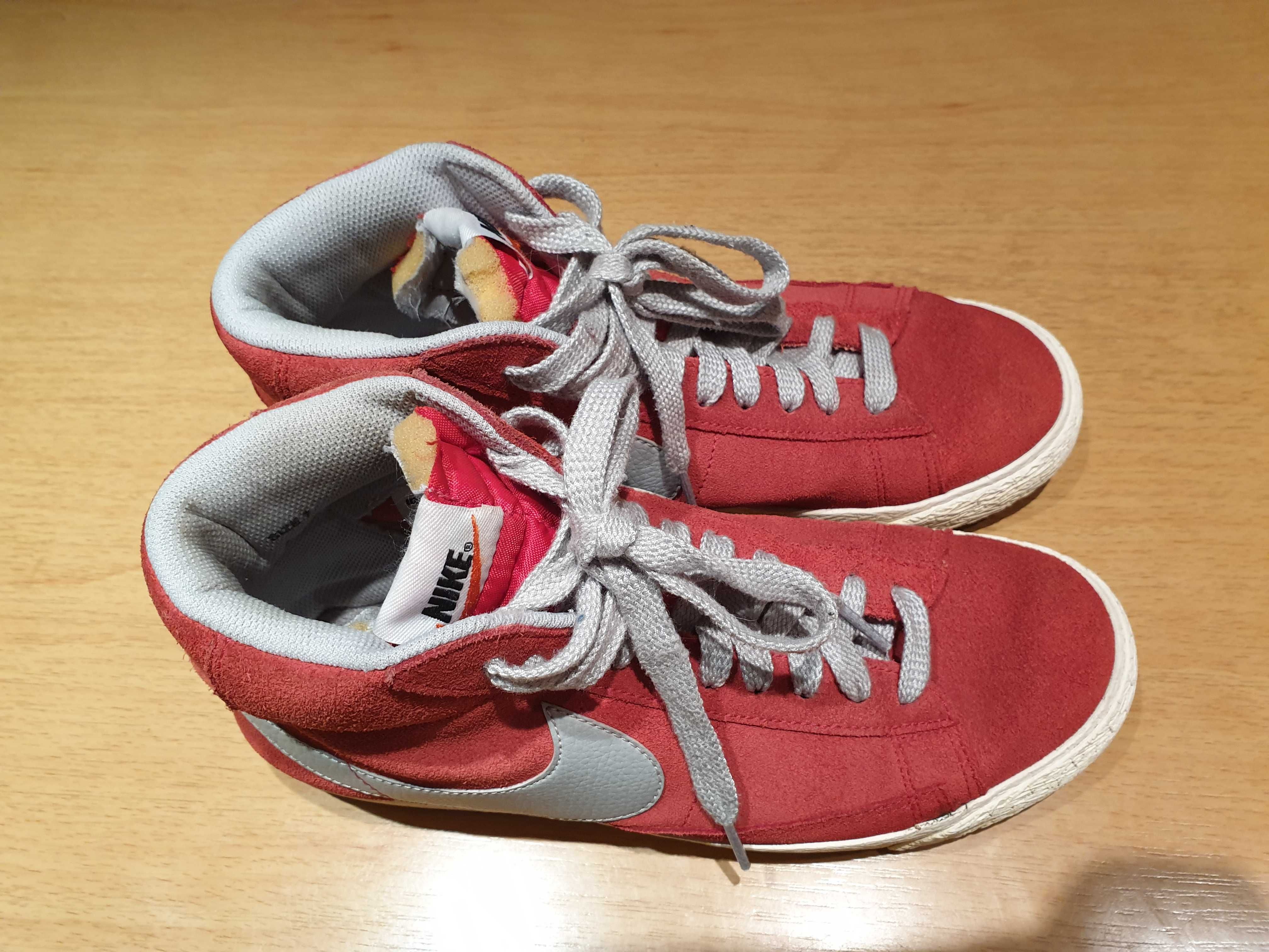 NIKE Blazer MID Premium Vintage Suede HYPER RED  r.40 25cm