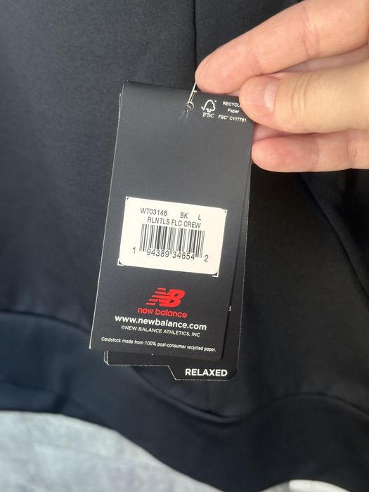 Женская спортивная кофта New Balance L