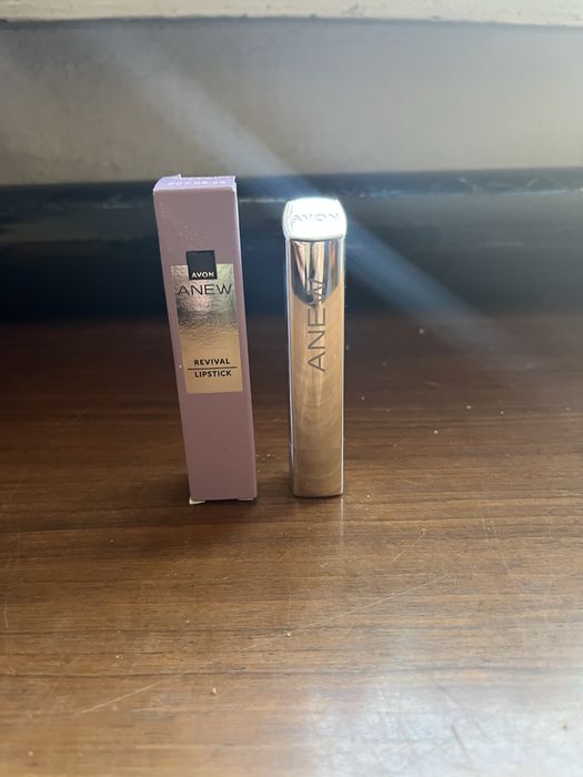 Zesta damski z avonu