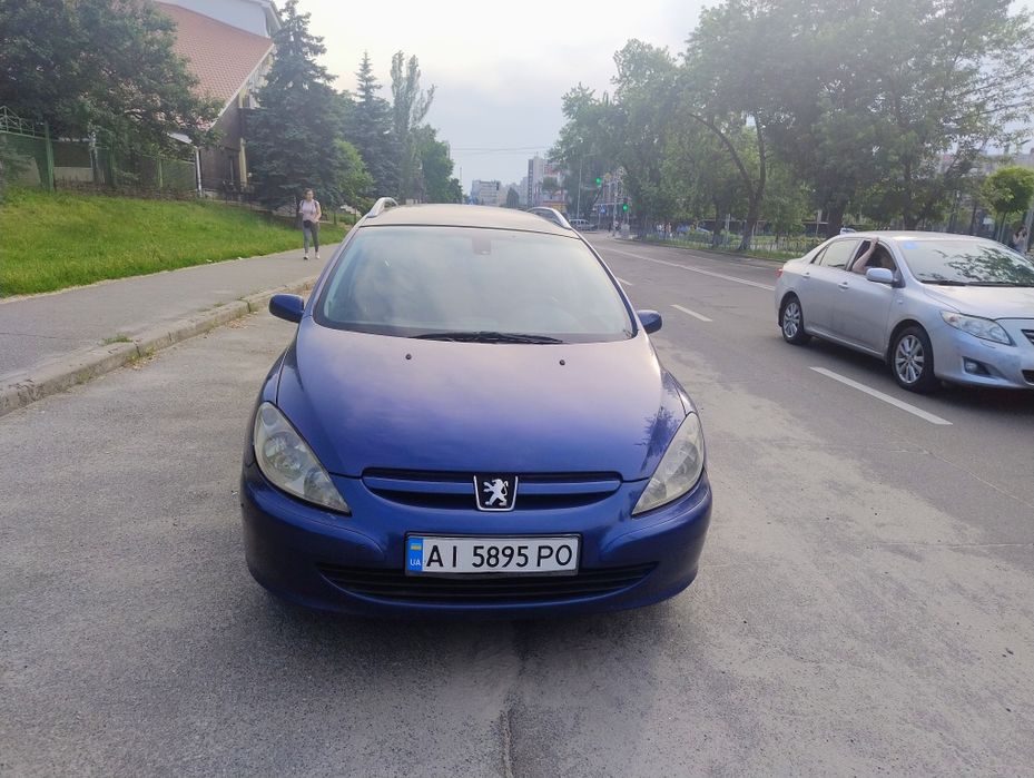 На уверенном ходу! Возможен обмен с доплатой в оби стороны!