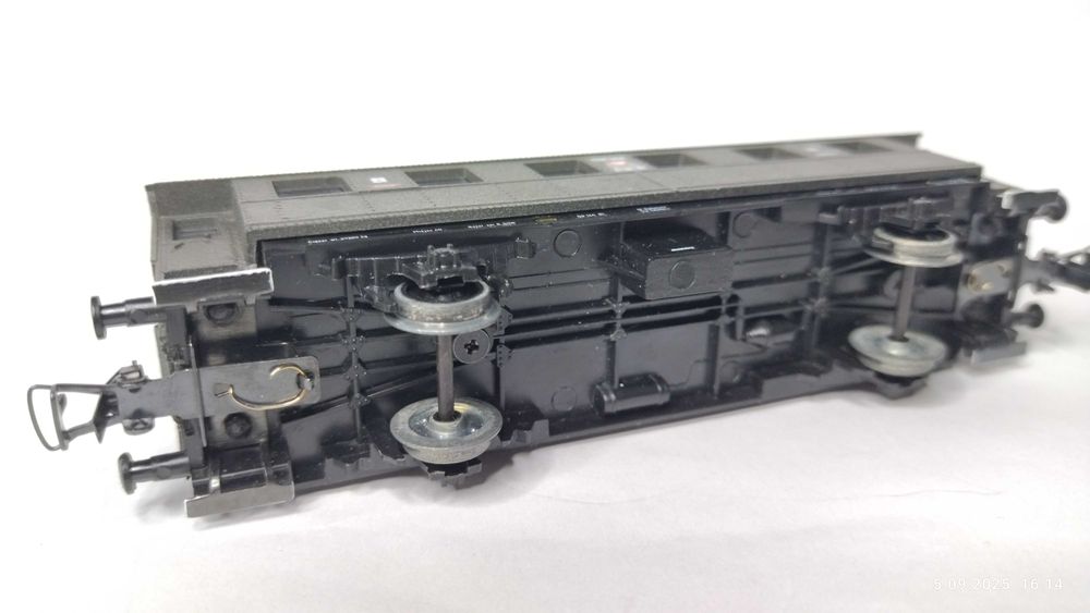 Model wagonu osobowego Bi, 2 osiowy, skala H0 (1:87)