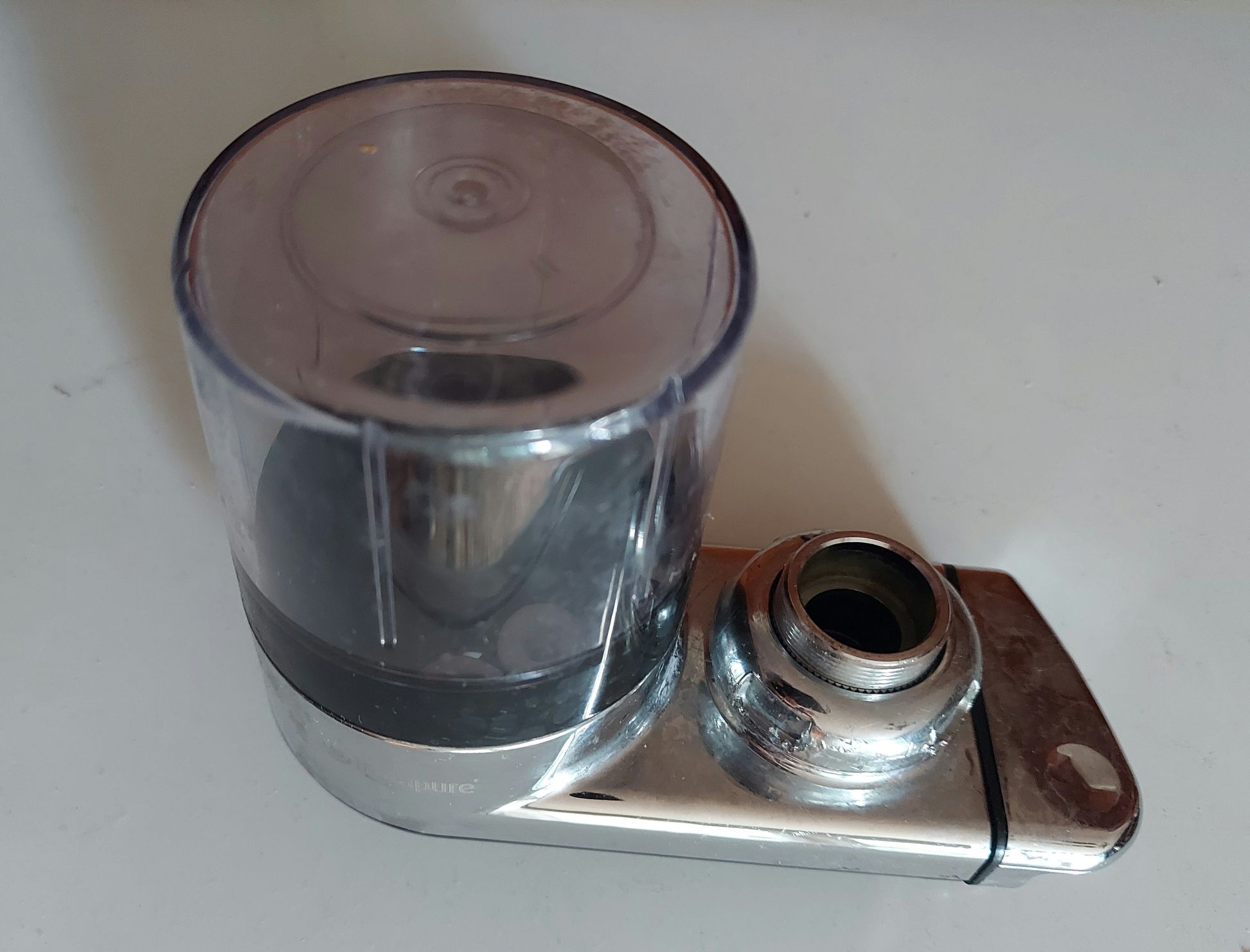 Filtr INSTAPURE + 7 szt. wkładów UNIPURE na kran R-2 F2