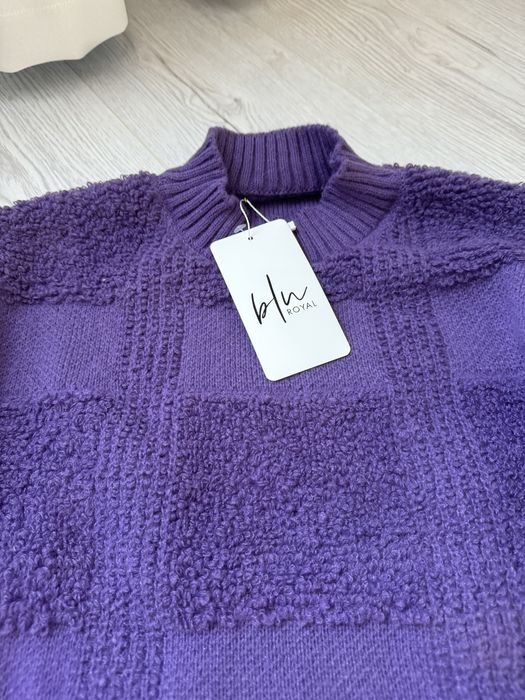 Вязаний новий костюм