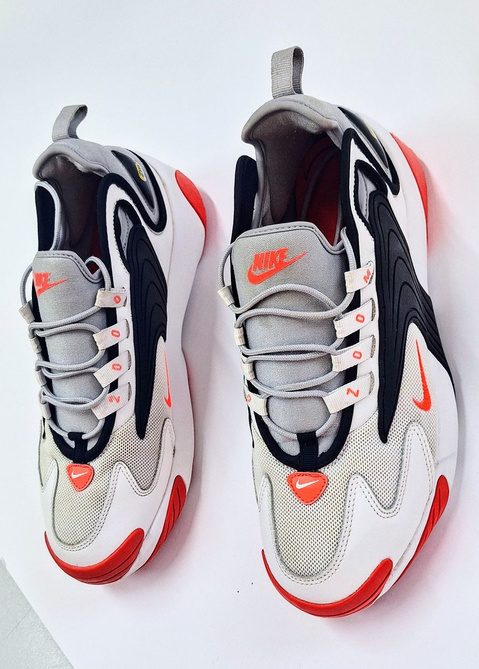 Buty sportowe NIKE ZOOM 2000