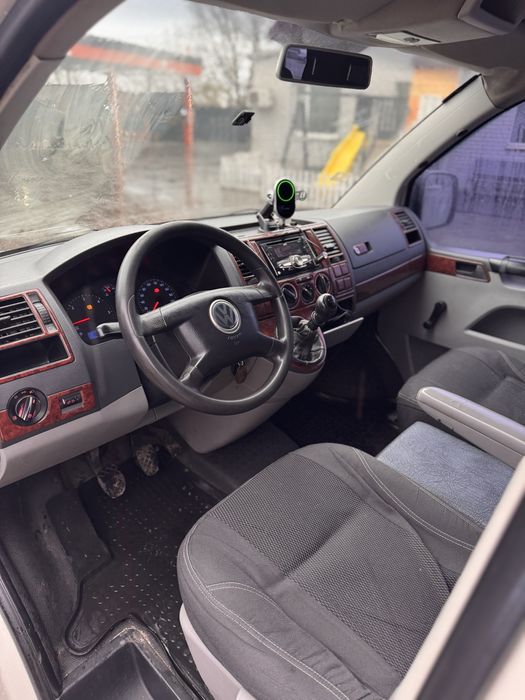 Продам класний бус Т5