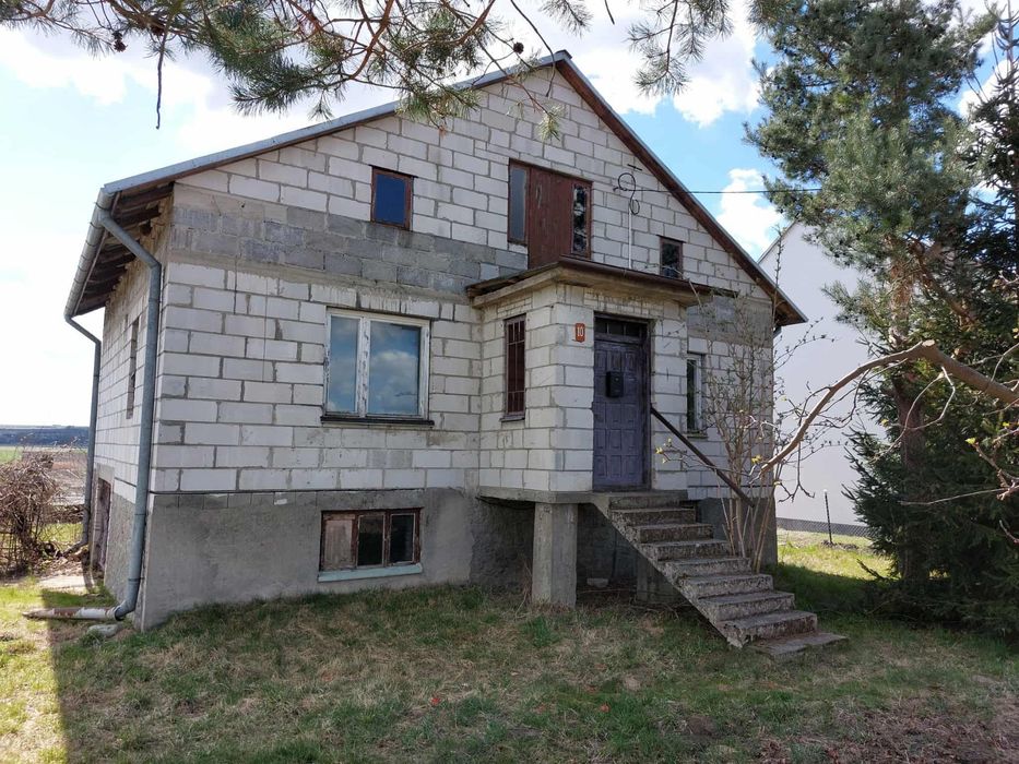 Dom z potencjałem niedaleko Buska-Zdroju