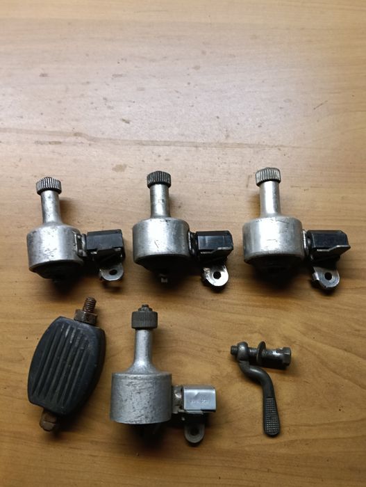 Części z czasów PRL-u.