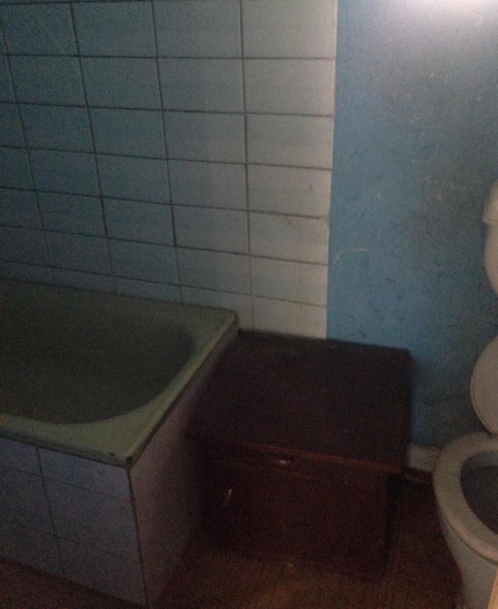 Будинок з великою ділянкою в затишному місці м. Ужгород