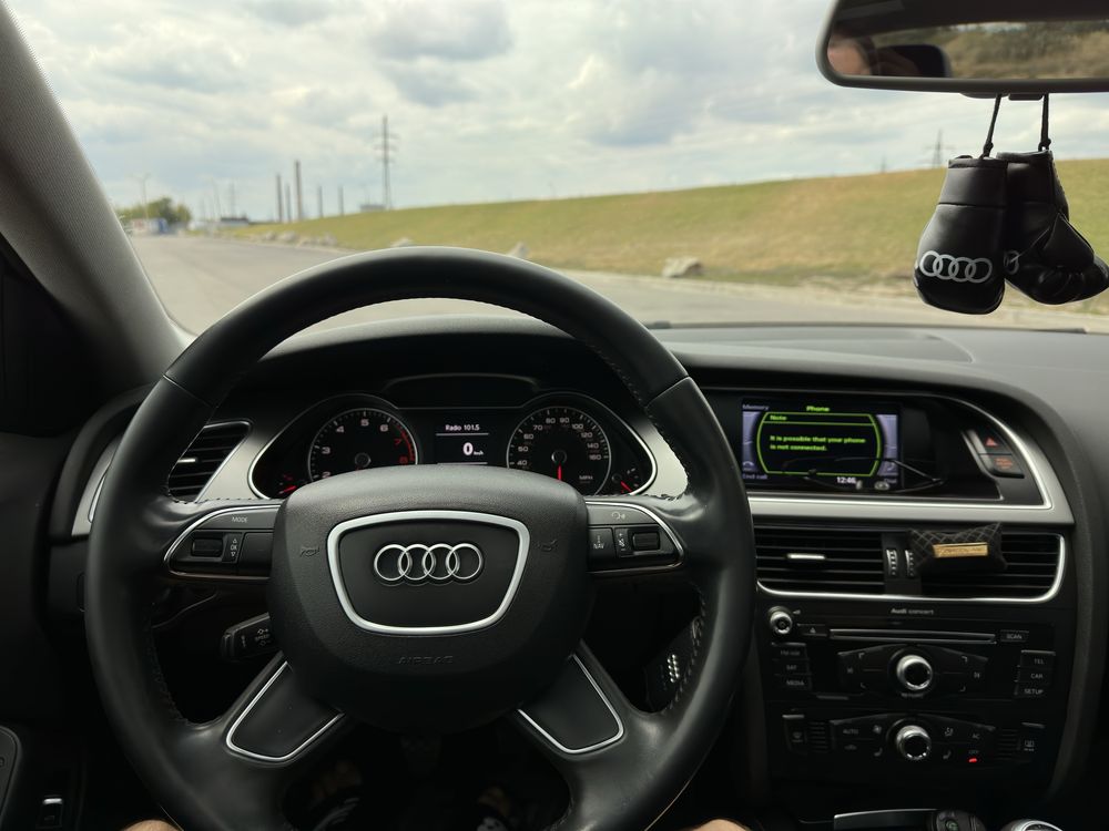Audi A4 B8 2013 - Premium - Quattro.