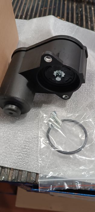 Silnik zacisku hamulcowego passat B6