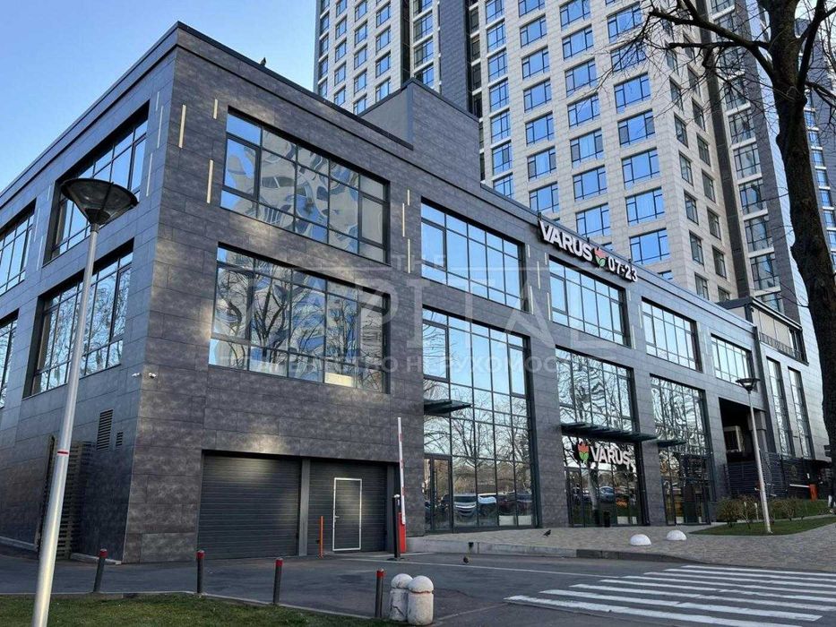 Комерційне приміщення фасад 470 м.кв ЖК PARK AVENUE VIP