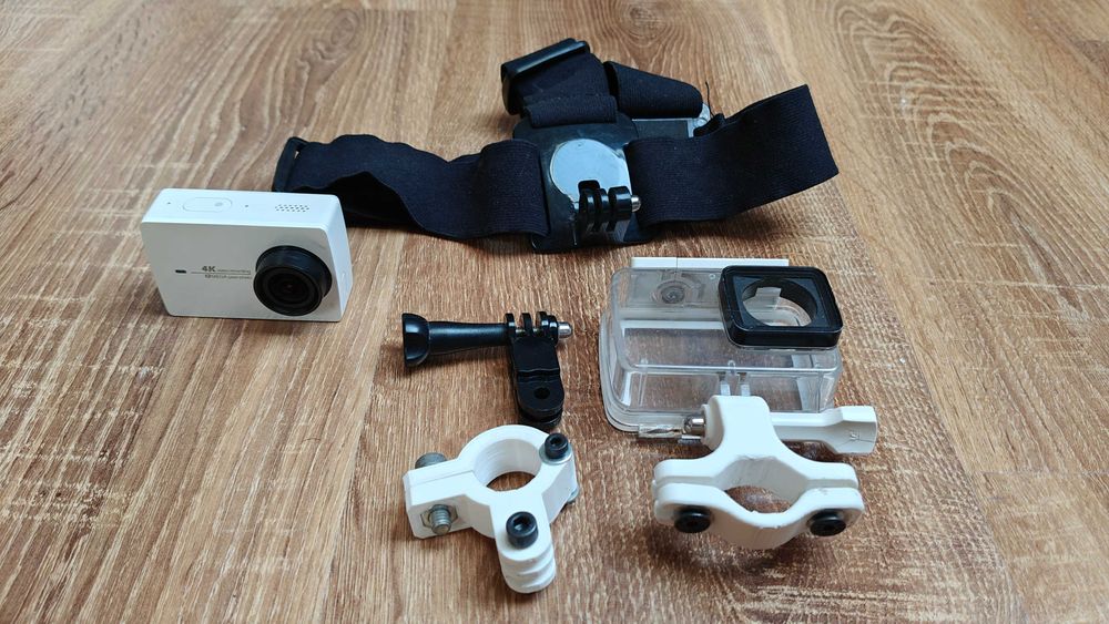 Kamera sportowa Xiaoyi YI 4K + akcesoria gratis