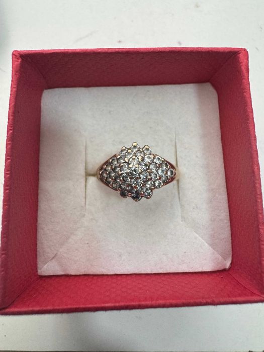 Złoty pierścionek pr.585