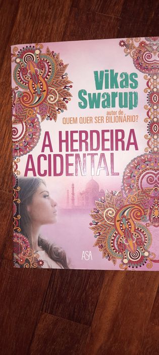 Livros diversos semi novos