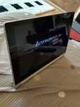 Tablet Lenovo model yoga tablet 2-1050L