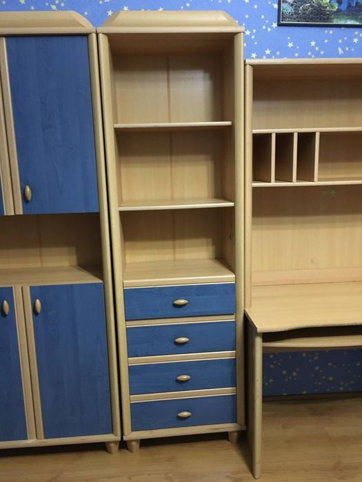 Комплект дитячих меблів