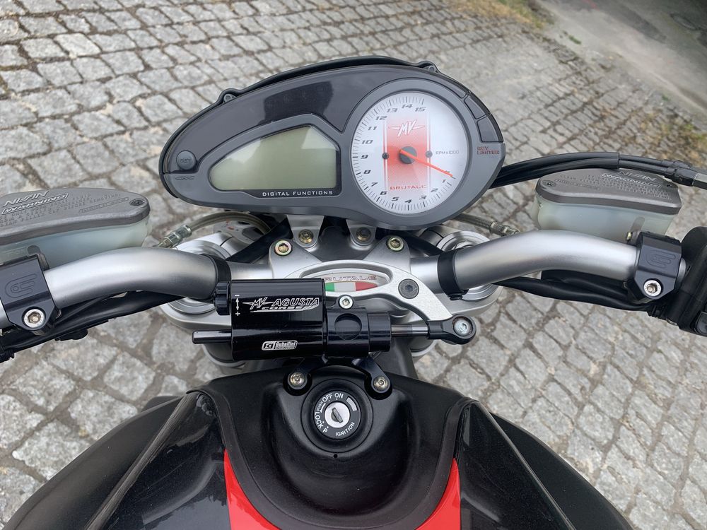 MV Agusta Brutale 910R F4