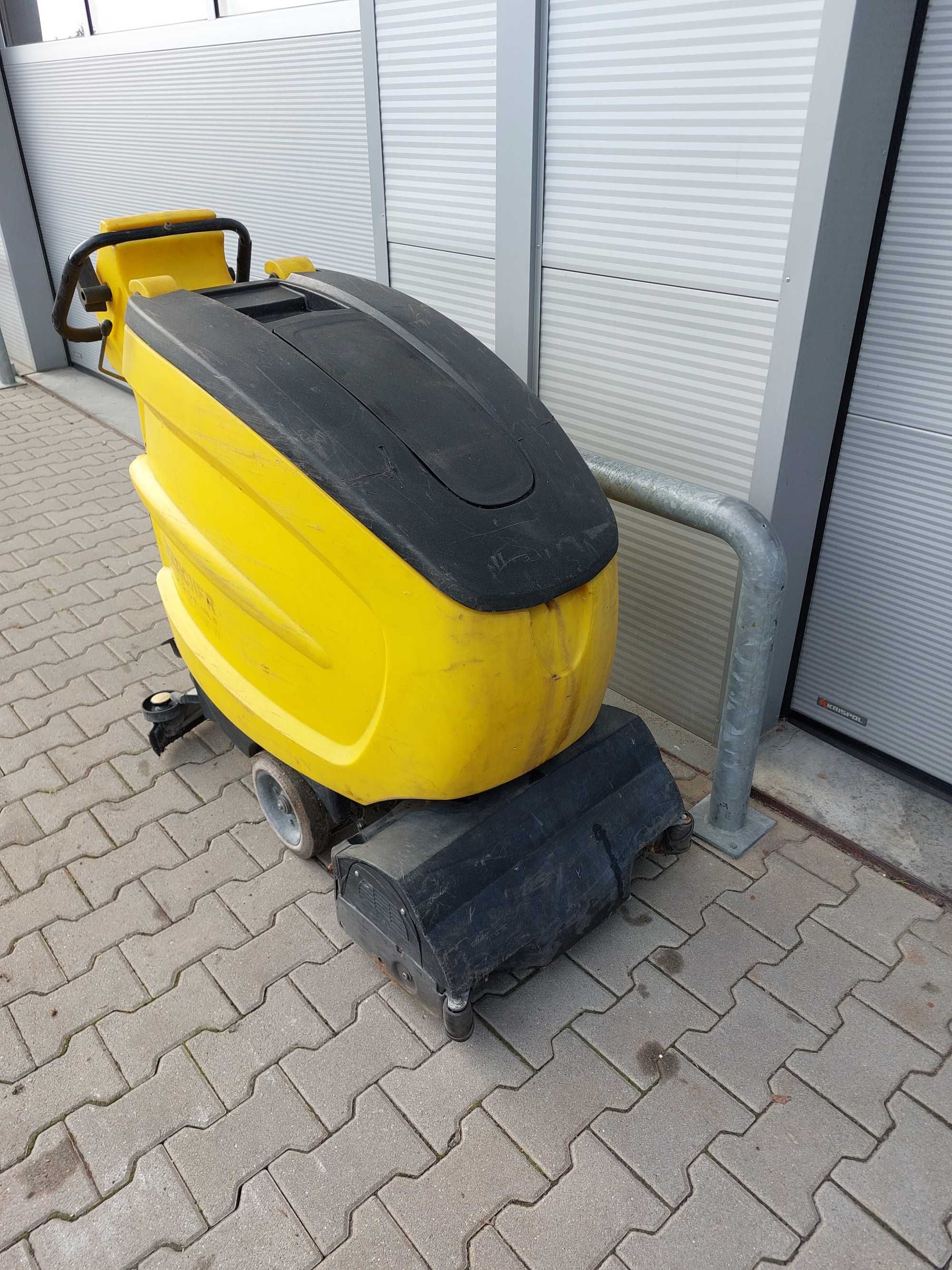 Karcher BR55/60 szorowarka zamiatarka maszyna sprzątająca z napędem