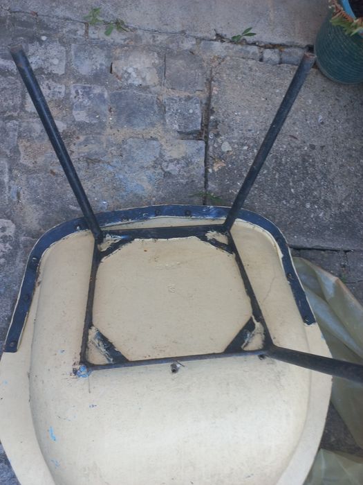 Cadeirões em ferro jardim