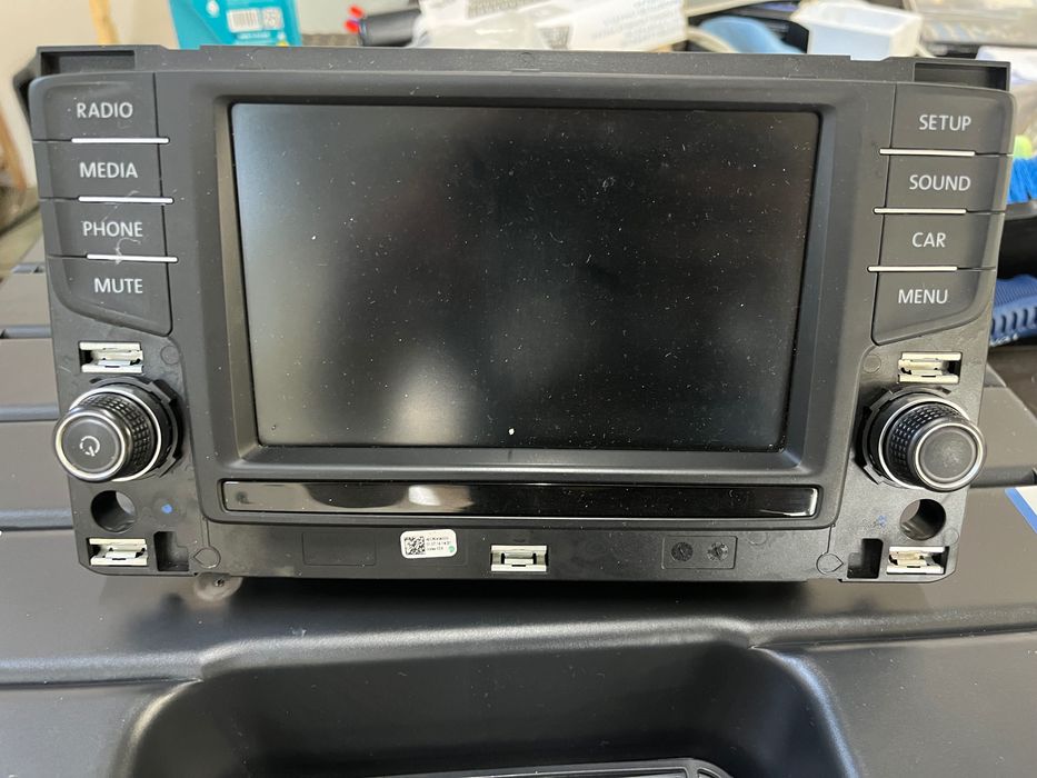 Rádio original VW Golf 7