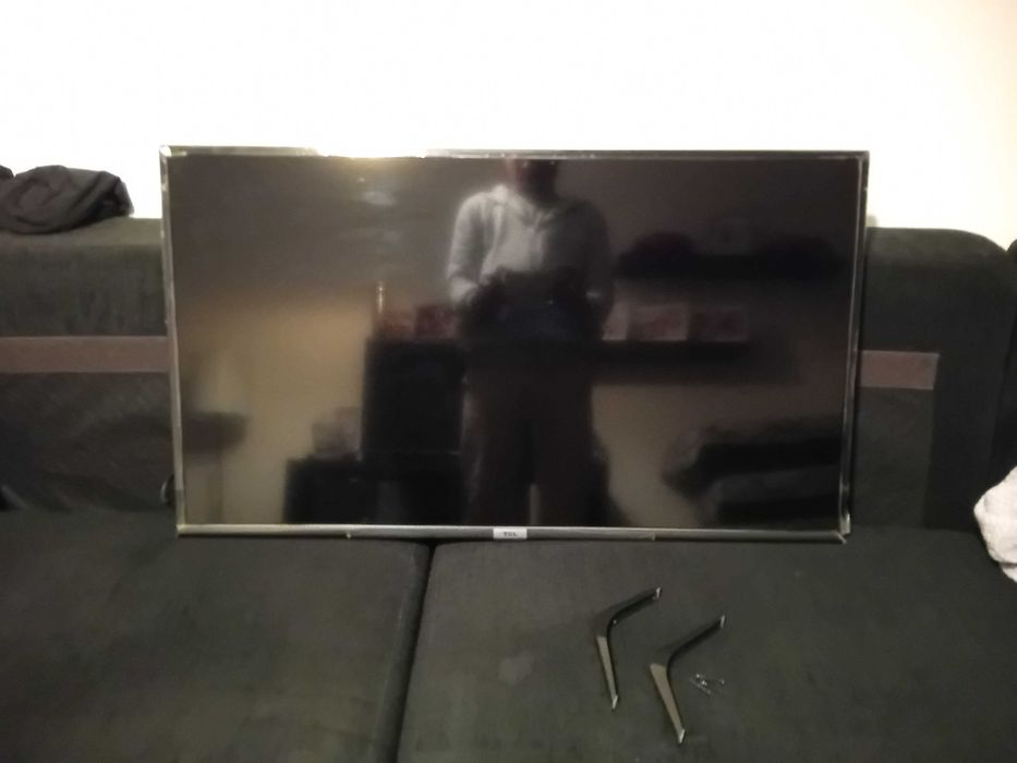 TV TCL 40'' ES560 series para peças