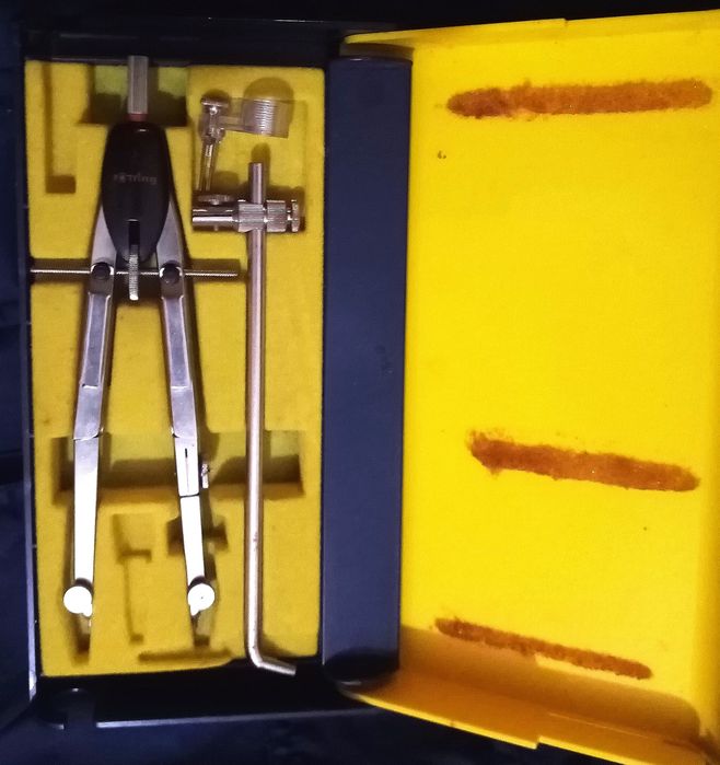 Estojo de desenho profissional