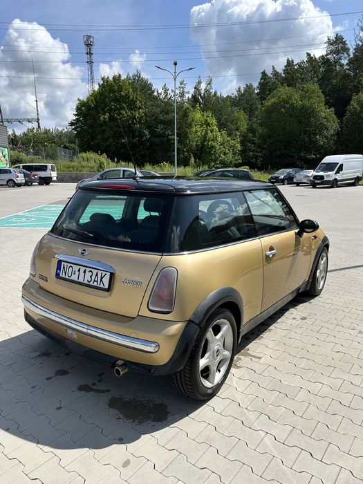 MINI Cooper 1.6 Benzyna (2004)