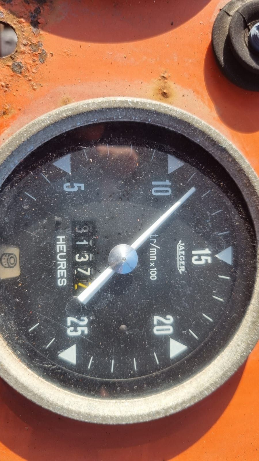 Traktor Renault 461M
