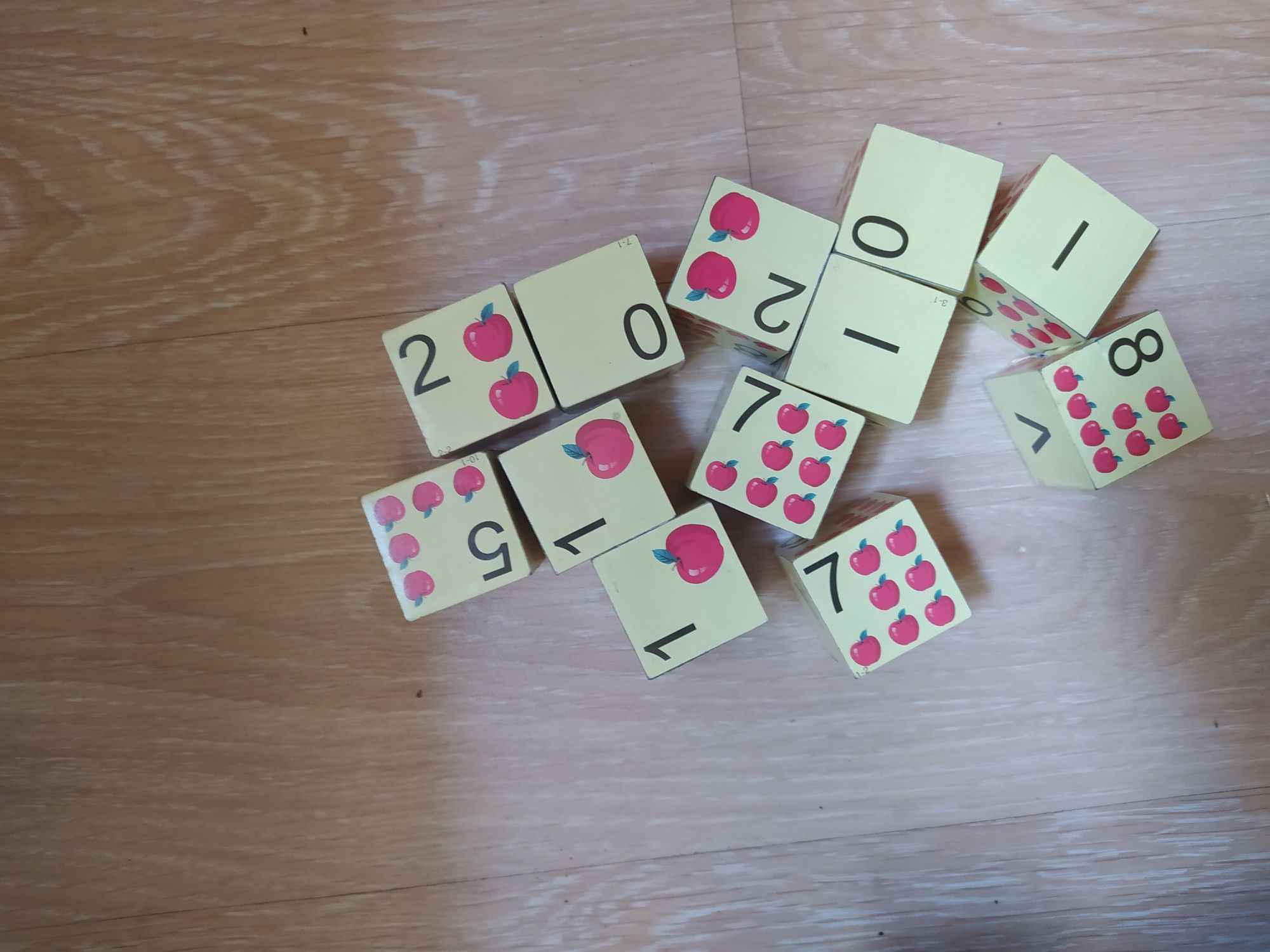 Кубики детские четыре комплекта