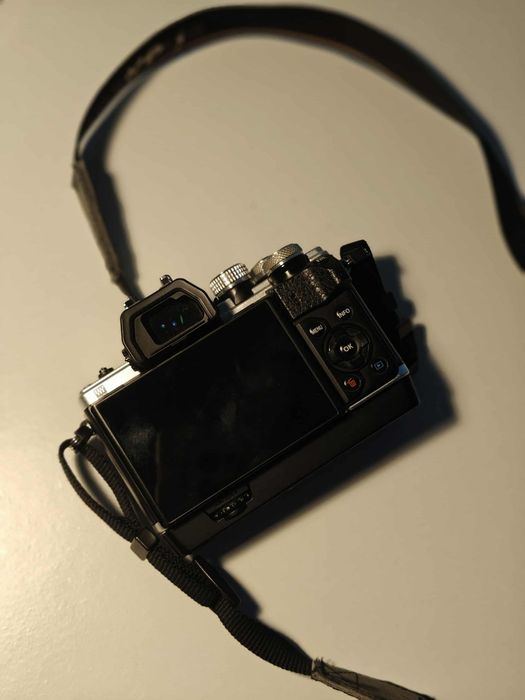 Aparat Olympus OM-D E-M10 Mark II