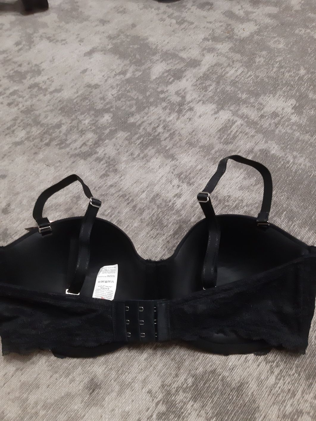 Biustonosz hunkemoller bardotka 85D, odpowiedni na 90C